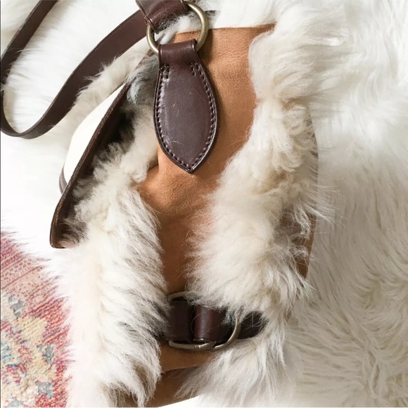 SOLD Ralph Lauren Suede Shearling Cross Body Bag - Picture 5 of 8